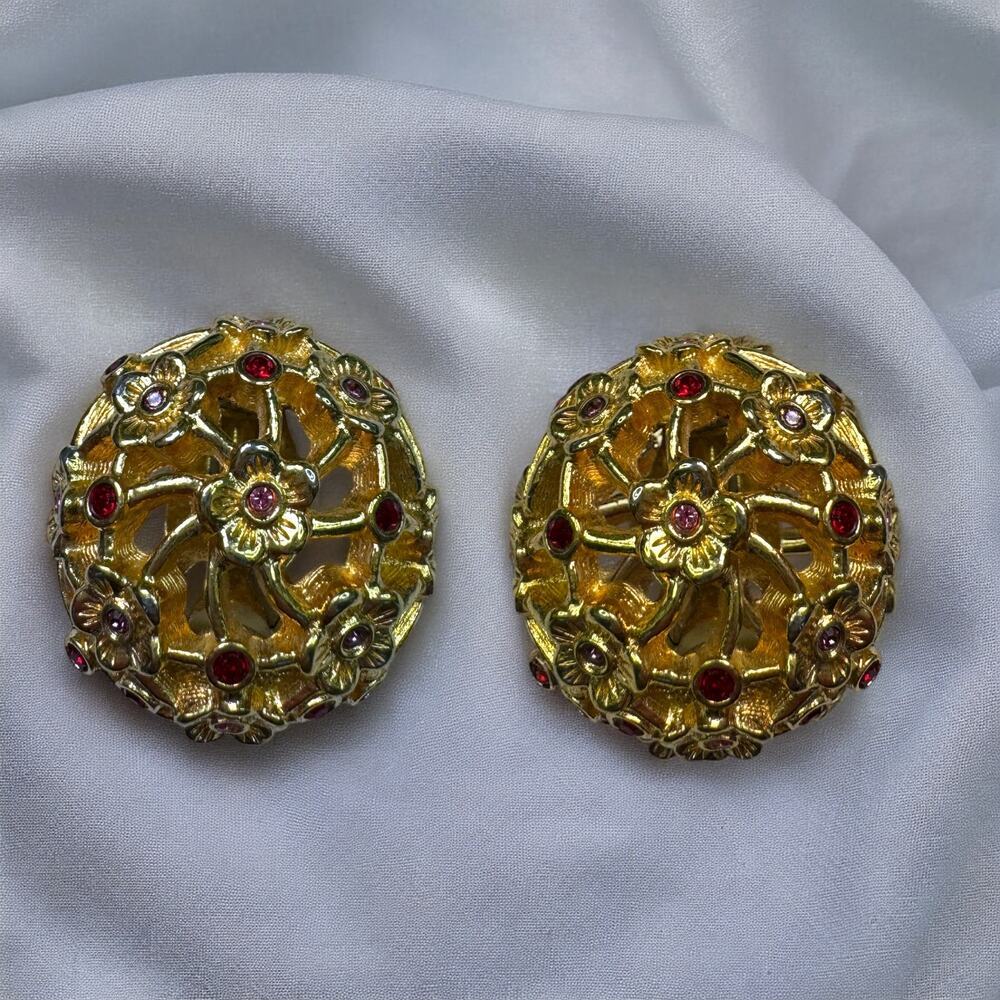 Vintage Swarovski Swan Signed Floral Motif Pink and Red Crystal Clip On Earrings